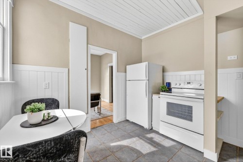 12201 95 Street, Edmonton, AB 