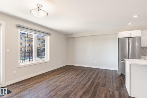 #210 1029 173 St Sw, Edmonton, AB - Indoor