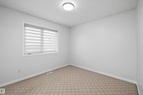 Empty room - 4831 154 Avenue, Edmonton, AB 
