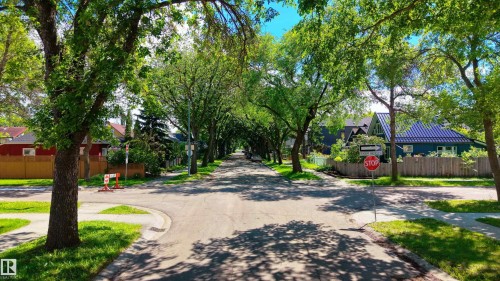 11406 89 Street, Edmonton, AB 