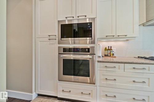 7504 142A St Nw, Edmonton, AB 