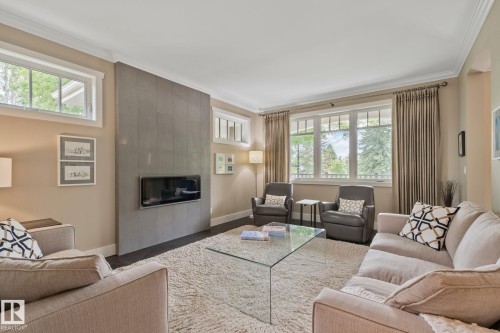 7504 142A St Nw, Edmonton, AB 