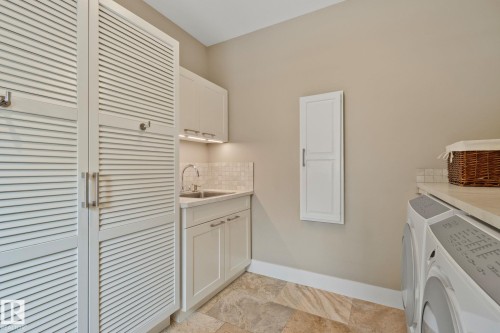 7504 142A St Nw, Edmonton, AB 