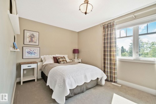 7504 142A St Nw, Edmonton, AB 