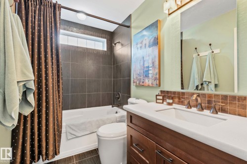 7504 142A St Nw, Edmonton, AB 