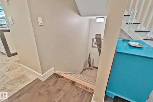 7504 142A St Nw, Edmonton, AB 