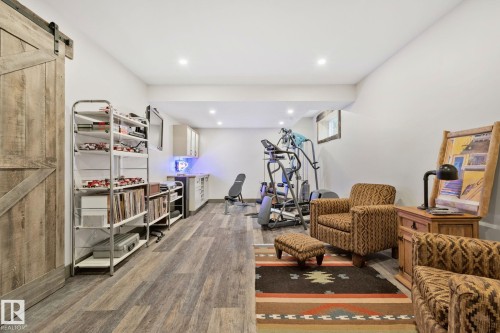 7504 142A St Nw, Edmonton, AB 