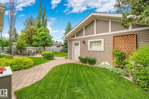 7504 142A St Nw, Edmonton, AB 