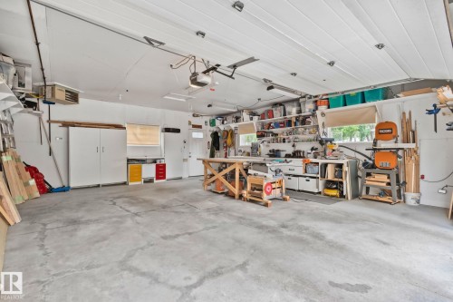 7504 142A St Nw, Edmonton, AB 