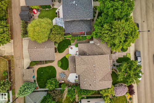 7504 142A St Nw, Edmonton, AB 