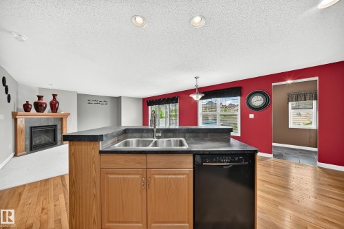 2523 Pegasus Boulevard, Edmonton, AB 