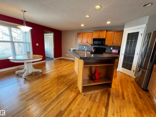 2523 Pegasus Boulevard, Edmonton, AB 