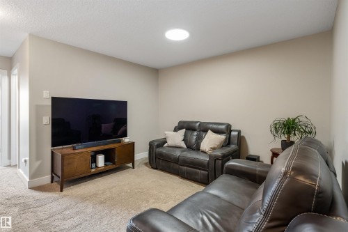 12833 205 Street, Edmonton, AB 