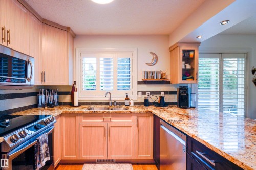 9749 102 Street, Edmonton, AB 