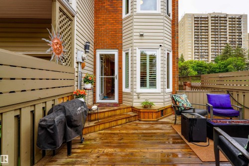 9749 102 Street, Edmonton, AB 