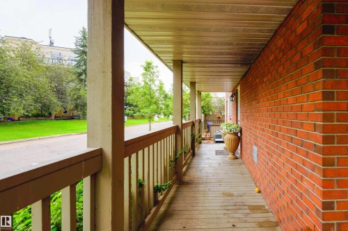 9749 102 Street, Edmonton, AB 