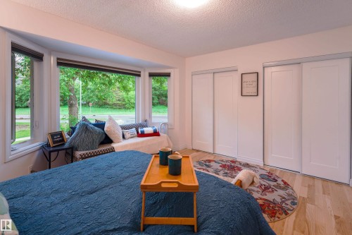 9749 102 Street, Edmonton, AB 