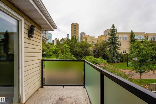 9749 102 Street, Edmonton, AB 