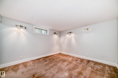 3510 41B Avenue, Edmonton, AB - Indoor Photo Showing Other Room