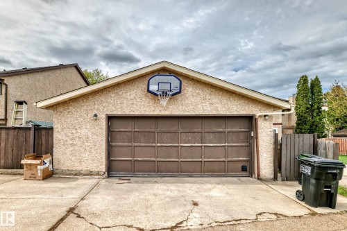 3510 41B Avenue, Edmonton, AB - Outdoor