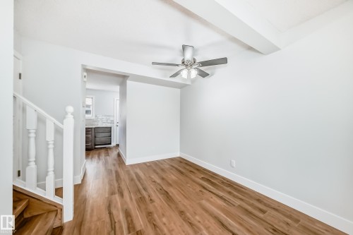 3510 41B Avenue, Edmonton, AB - Indoor Photo Showing Other Room