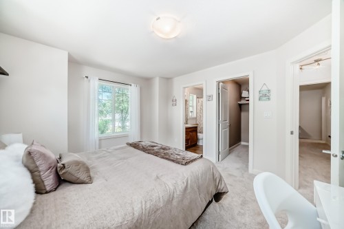 7021 95 Street, Edmonton, AB 