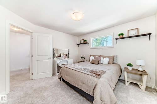 7021 95 Street, Edmonton, AB 