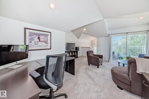 7021 95 Street, Edmonton, AB 