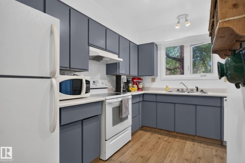 10 1904 48 Street, Edmonton, AB 