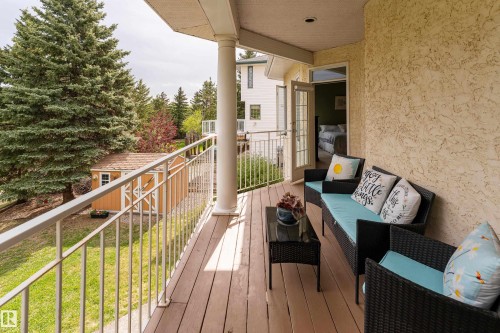 520 Pardee Bay, Edmonton, AB - Outdoor With Exterior