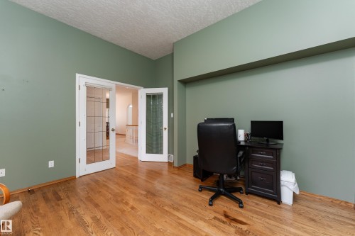 520 Pardee Bay, Edmonton, AB - Indoor Photo Showing Other Room
