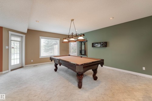 520 Pardee Bay, Edmonton, AB - Indoor Photo Showing Other Room