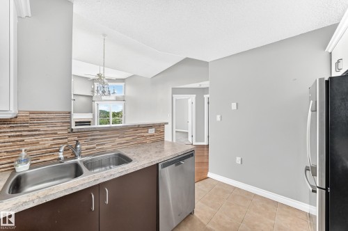 422 15499 Castle Downs Road, Edmonton, AB 
