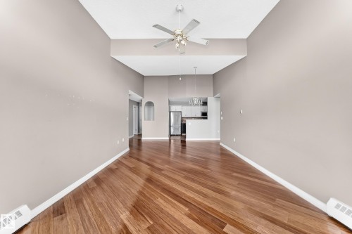 422 15499 Castle Downs Road, Edmonton, AB 
