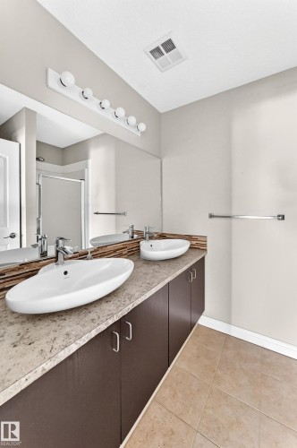 422 15499 Castle Downs Road, Edmonton, AB 