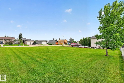 4805 53 Avenue, Thorsby, AB 