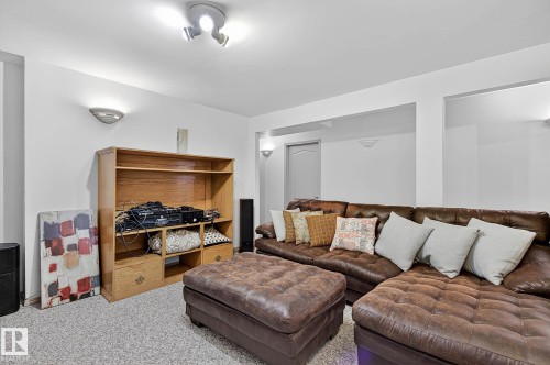 4805 53 Avenue, Thorsby, AB 