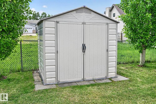 4805 53 Avenue, Thorsby, AB 