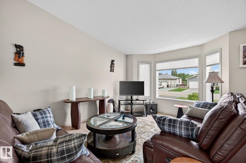 4805 53 Avenue, Thorsby, AB 