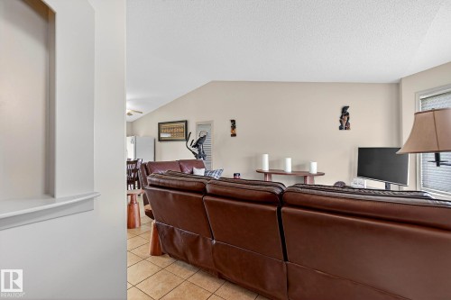 4805 53 Avenue, Thorsby, AB 