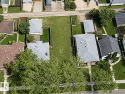 10415 84 Street  Edmonton, AB T6A 3R3