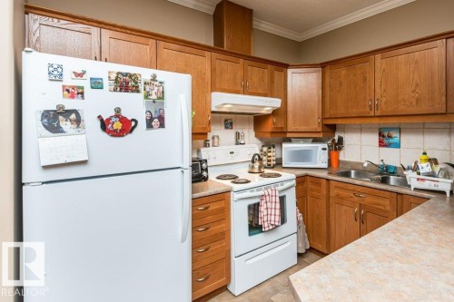 110 8528 82 Avenue, Edmonton, AB 
