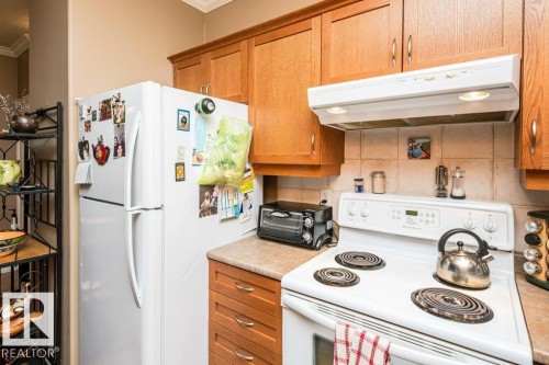 110 8528 82 Avenue, Edmonton, AB 