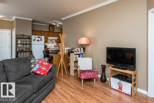 110 8528 82 Avenue, Edmonton, AB 