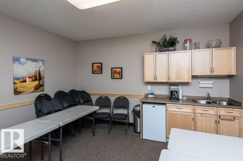 110 8528 82 Avenue, Edmonton, AB 