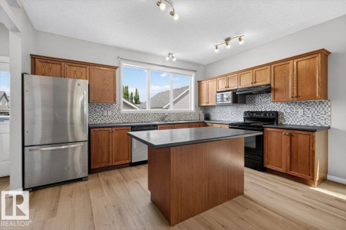 7704 16 Avenue, Edmonton, AB 