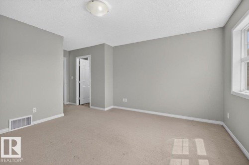 7704 16 Avenue, Edmonton, AB 