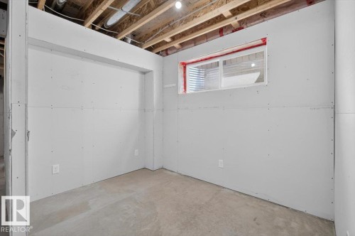 7704 16 Avenue, Edmonton, AB 