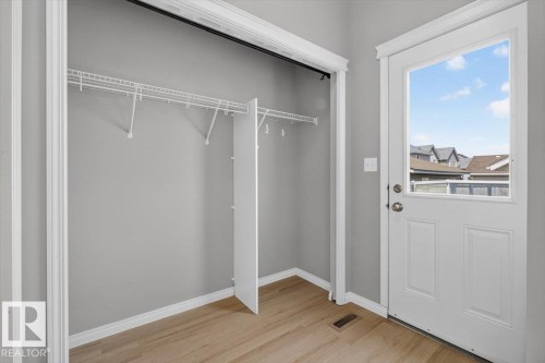 7704 16 Avenue, Edmonton, AB 