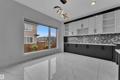 1460 25 Street, Edmonton, AB 